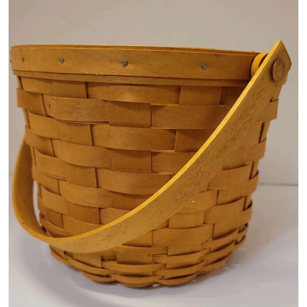 Longaberger Fruit Basket, Handwoven. Made in USA, Size 8โW x 6 1/2โH